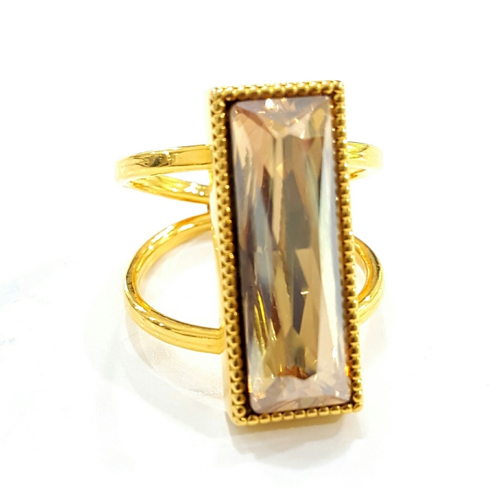SK Gold Tone Rectangle Ring Citrine Stone